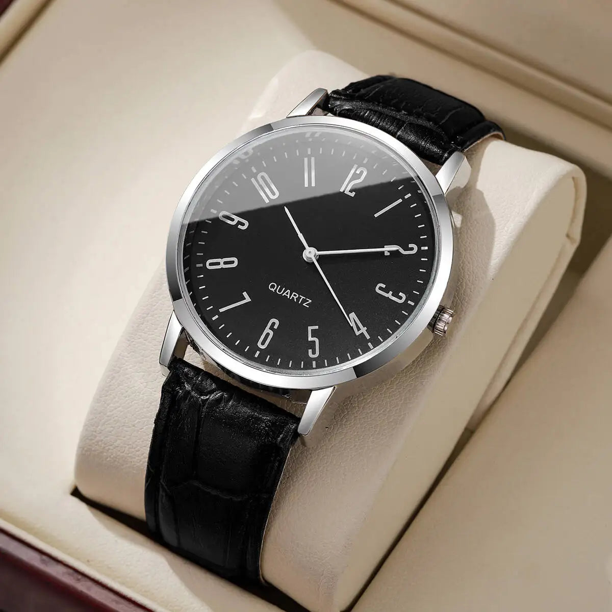 Men’s Leather Quartz Watch