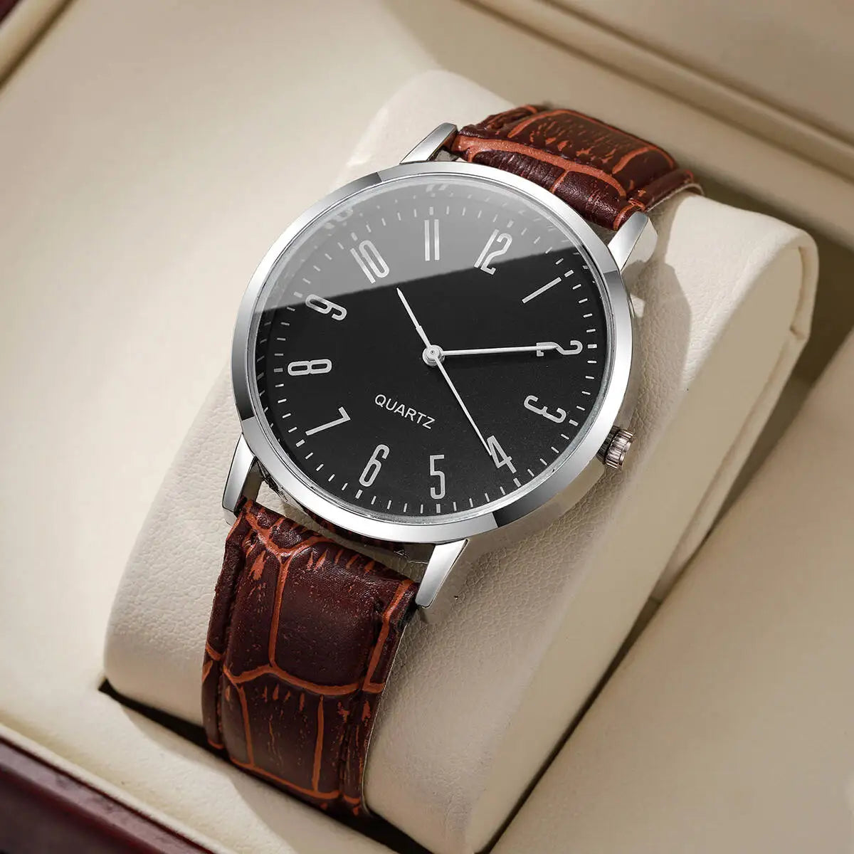 Men’s Leather Quartz Watch